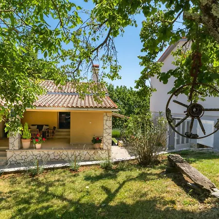 Mariva - Ipc132 By Interhome *