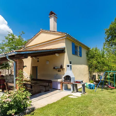 Mariva By Interhome Potpićan
